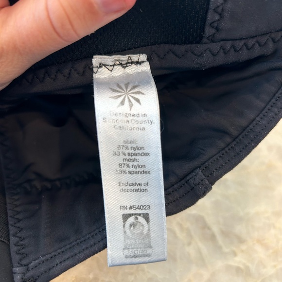 Athleta - Gigi High Intensity Sports Bra See Measurements - Picture 5 of 8